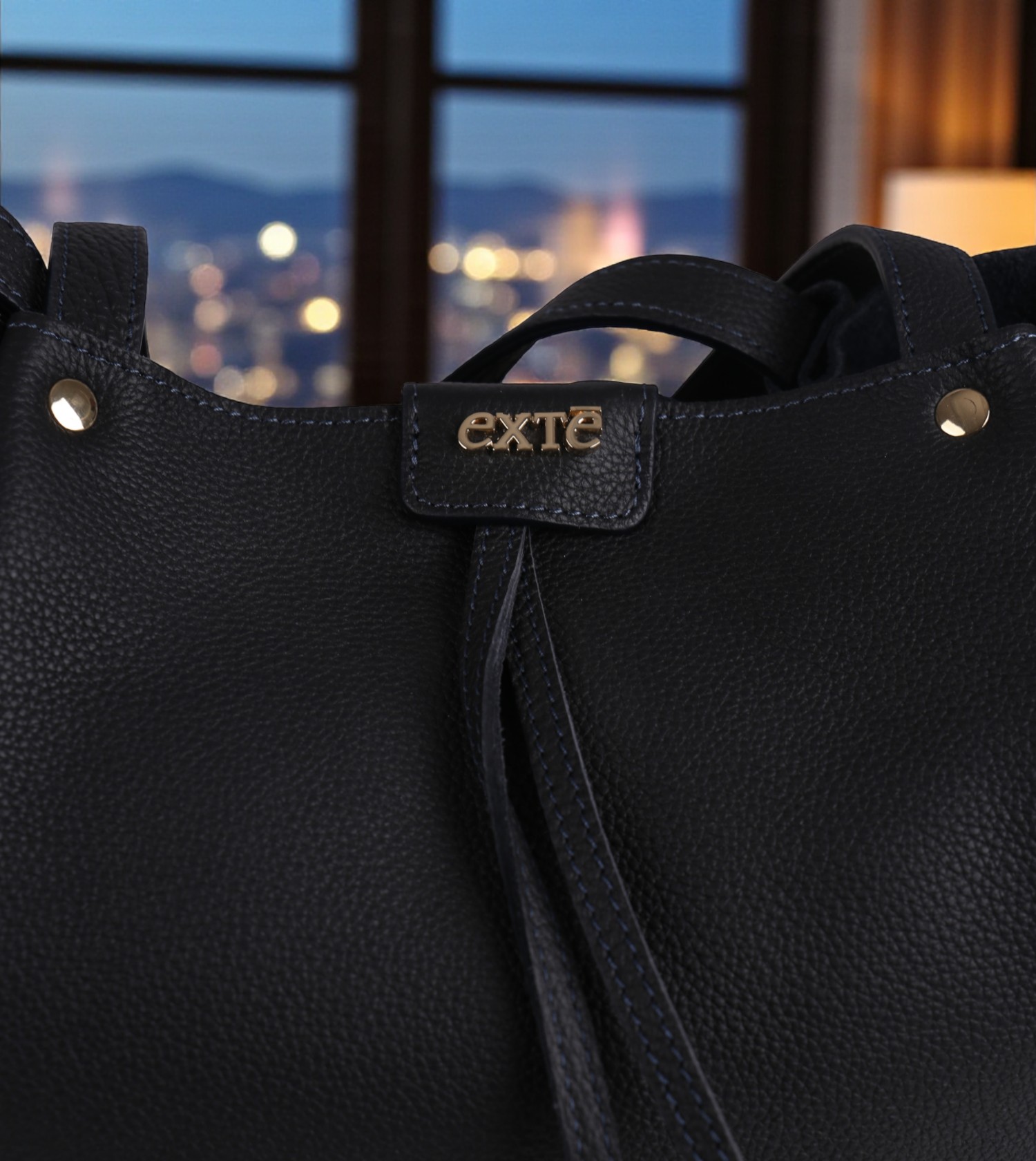 EXTÉ Kožená kabelka - Obrázek 4